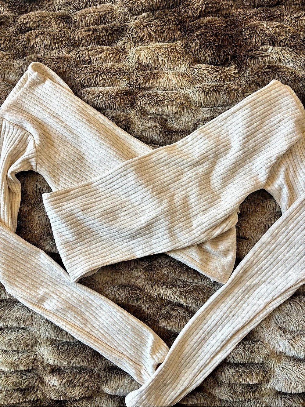 Windsor Ribbed Off-Shoulder Crop Top Cream XS NWT